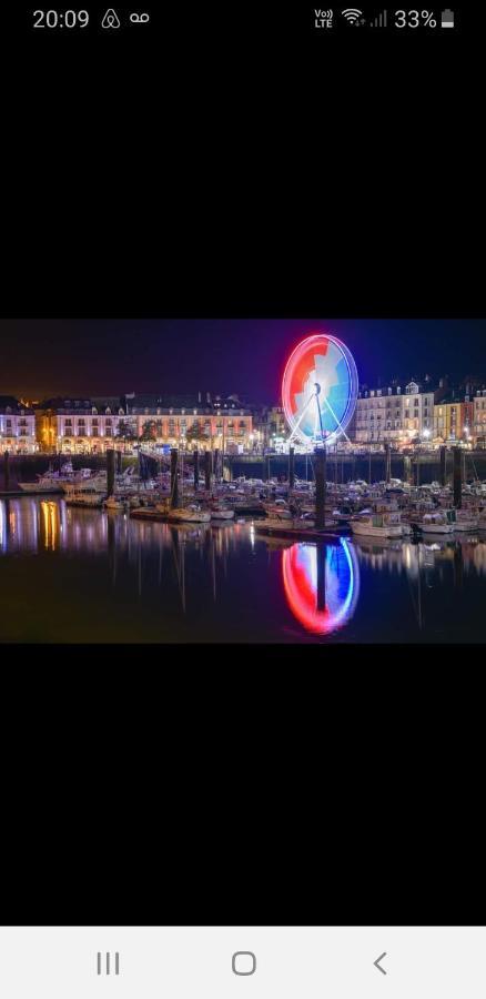 Au Coin Du Quai Entre Mer Et Port De Plaisance Apartment Dieppe Bagian luar foto